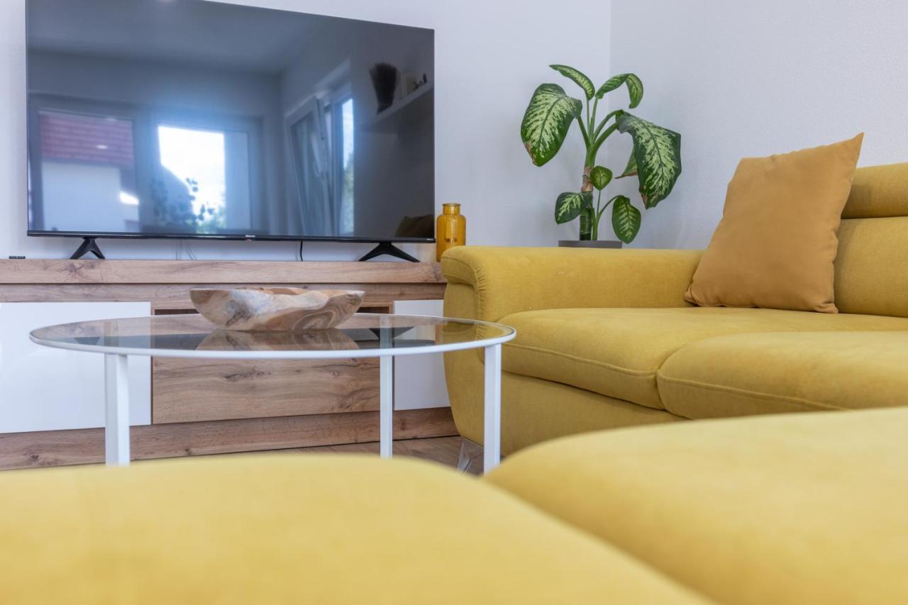 Unique: Zentrumsnahe 2 Zimmerwohnung In Villingen Mit Netflix 1 Og Exterior photo